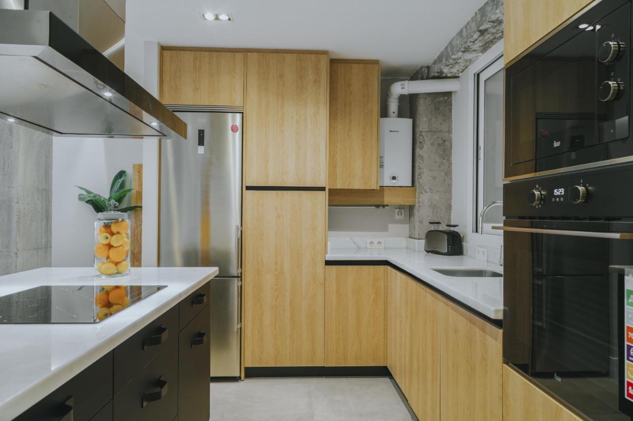 Six Apartments By Caleta Homes Malaga Ngoại thất bức ảnh