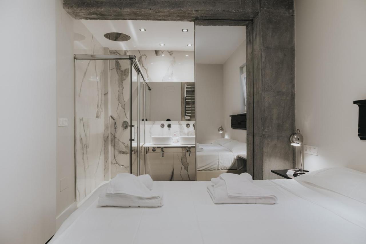 Six Apartments By Caleta Homes Malaga Ngoại thất bức ảnh