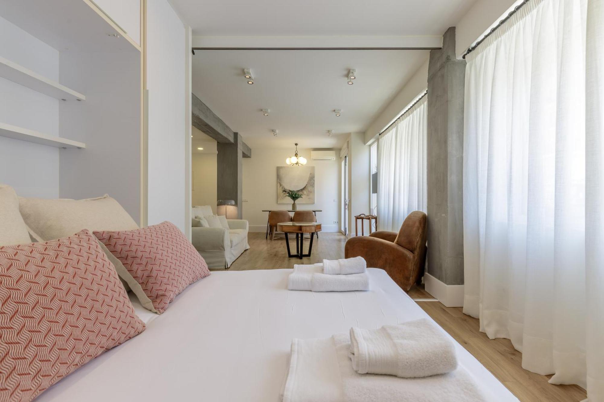 Six Apartments By Caleta Homes Malaga Ngoại thất bức ảnh